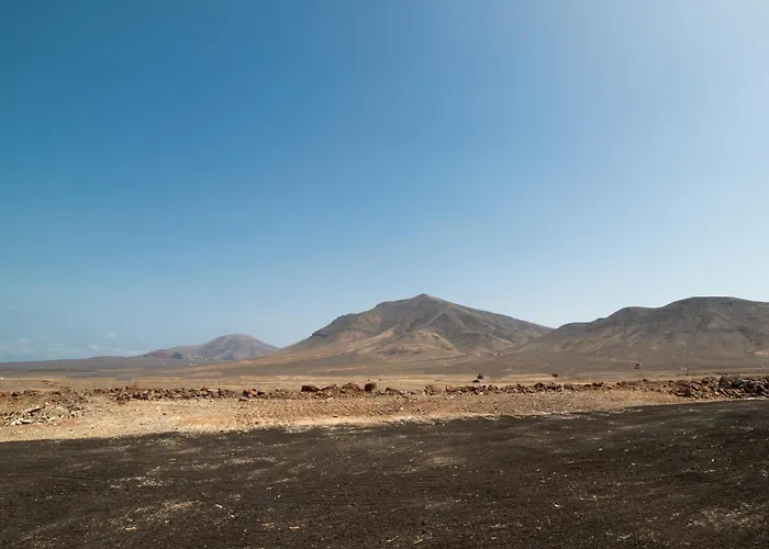 Luxe Verwarmd Zwembad Uitzicht Op De Bergen Rustige Woonwijk Villa Playa Blanca (Lanzarote)