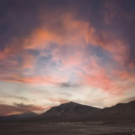 ヴィラ Luxe Verwarmd Zwembad Uitzicht Op De Bergen Rustige Woonwijk *