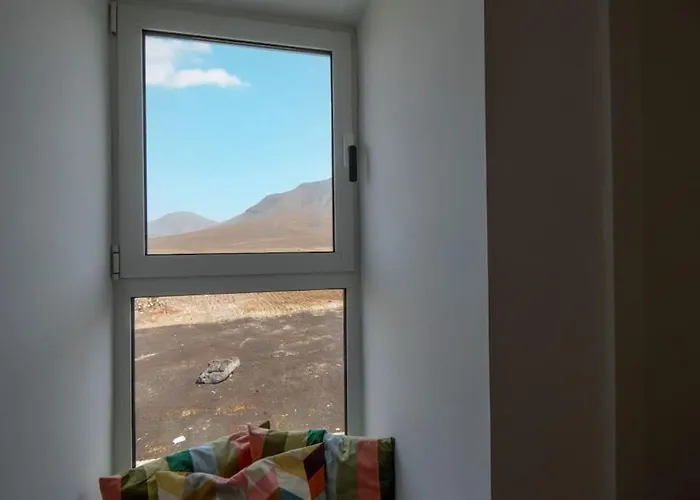 Luxe Verwarmd Zwembad Uitzicht Op De Bergen Rustige Woonwijk ヴィラ *