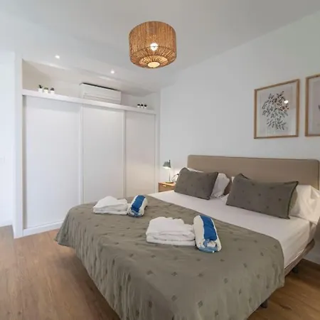 Luxe Verwarmd Zwembad Uitzicht Op De Bergen Rustige Woonwijk 빌라 *