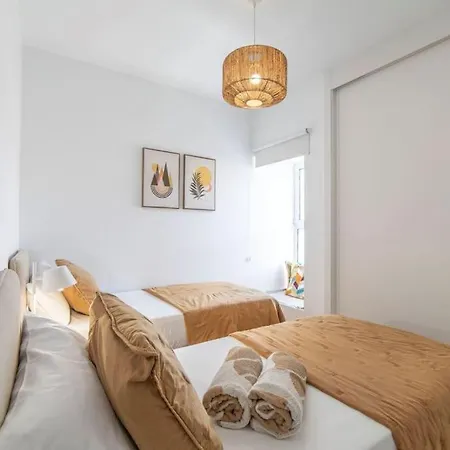 Luxe Verwarmd Zwembad Uitzicht Op De Bergen Rustige Woonwijk 플라야블랑카