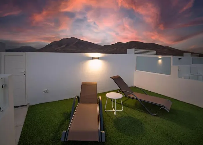 Villa Luxe Verwarmd Zwembad Uitzicht Op De Bergen Rustige Woonwijk